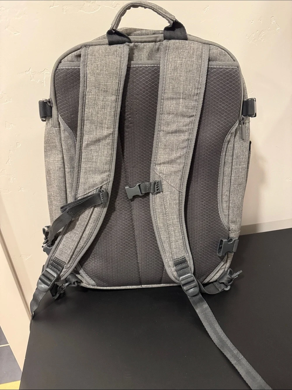 Gray Carryon Clamshell Backpack Shoulder Bag